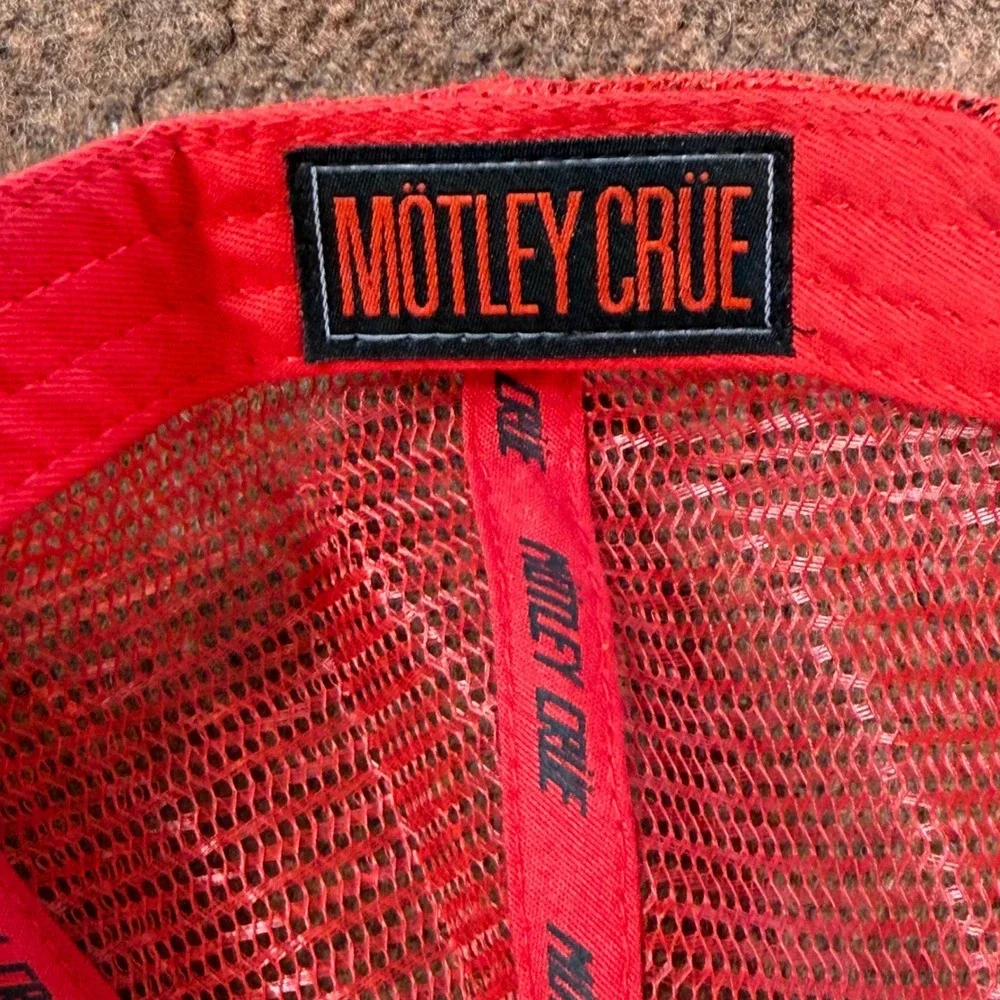 A+ Motley Crue Girls Girls Girls Trucker Hat Red White Snapback Rock Band Cap